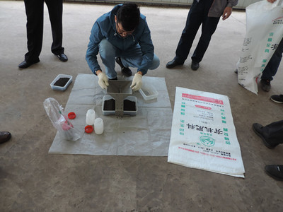 農(nóng)業(yè)農(nóng)村部肥料質(zhì)檢中心來絲路盛豐集團(tuán)公司進(jìn)行有機(jī)肥料的抽檢工作